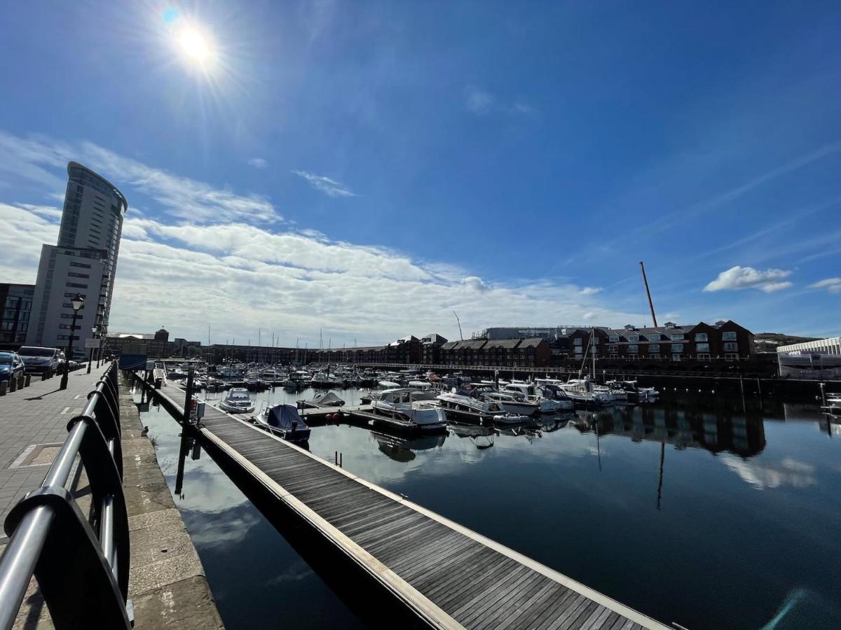 Family Friendly Maritime Apartment Swansea Exterior photo